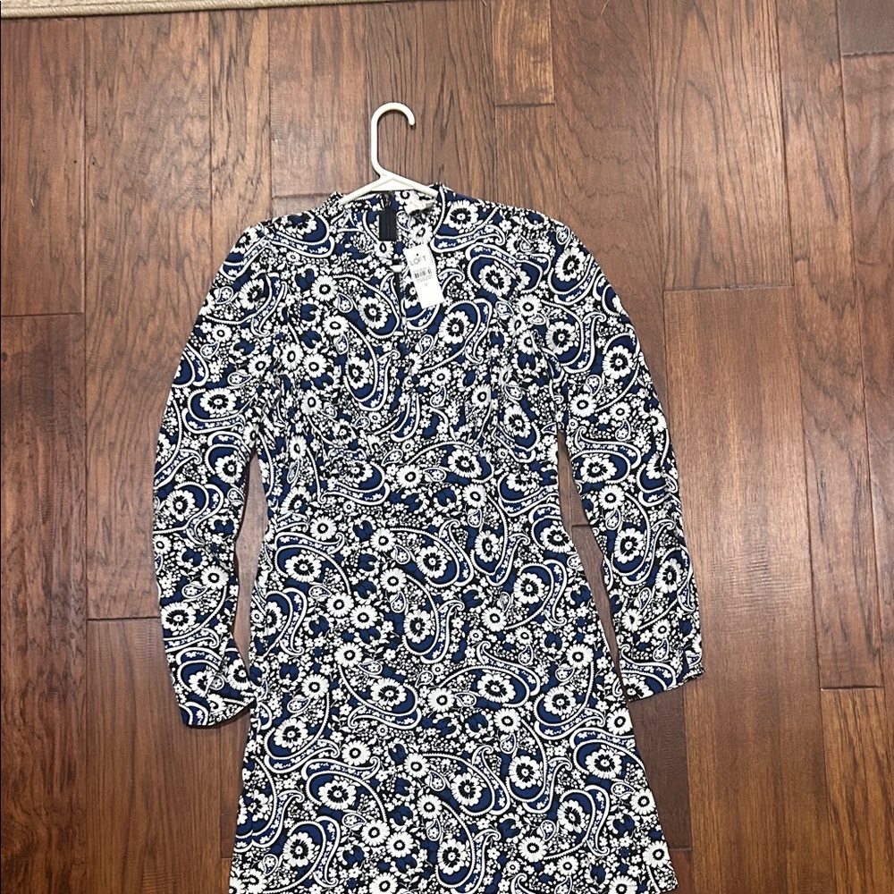 LOFT Navy and White Paisley Long-Sleeve Dress
